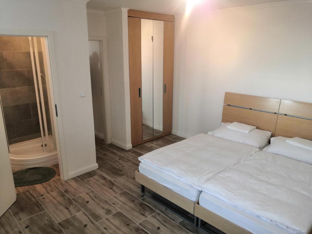 Vehlovice Apartments Melnik Luaran gambar