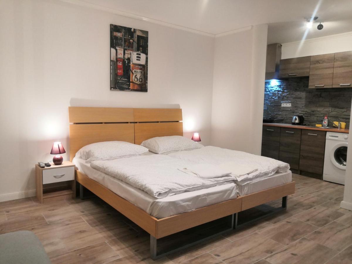 Vehlovice Apartments Melnik Luaran gambar