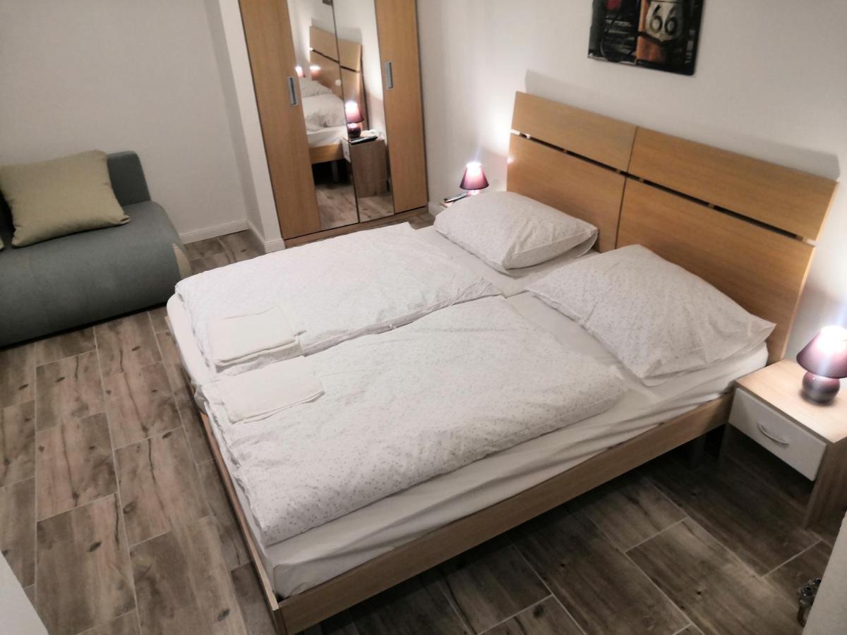 Vehlovice Apartments Melnik Luaran gambar