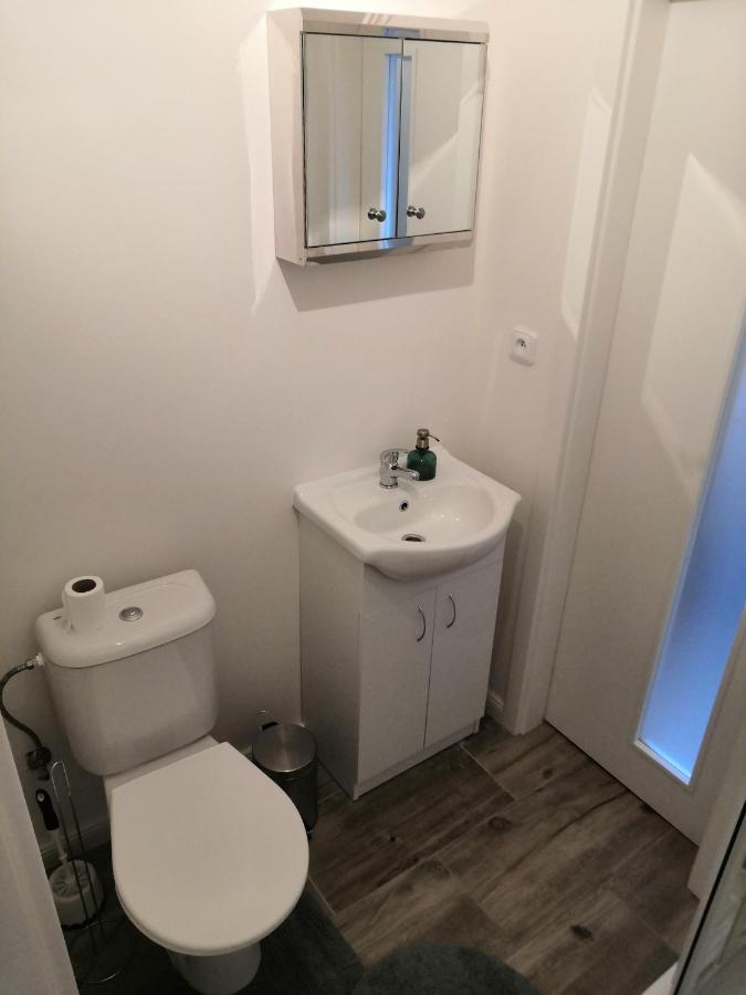 Vehlovice Apartments Melnik Luaran gambar