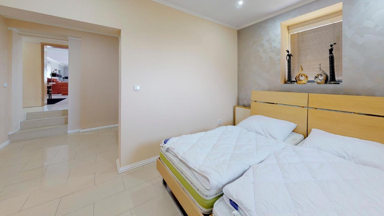 Vehlovice Apartments Melnik Luaran gambar