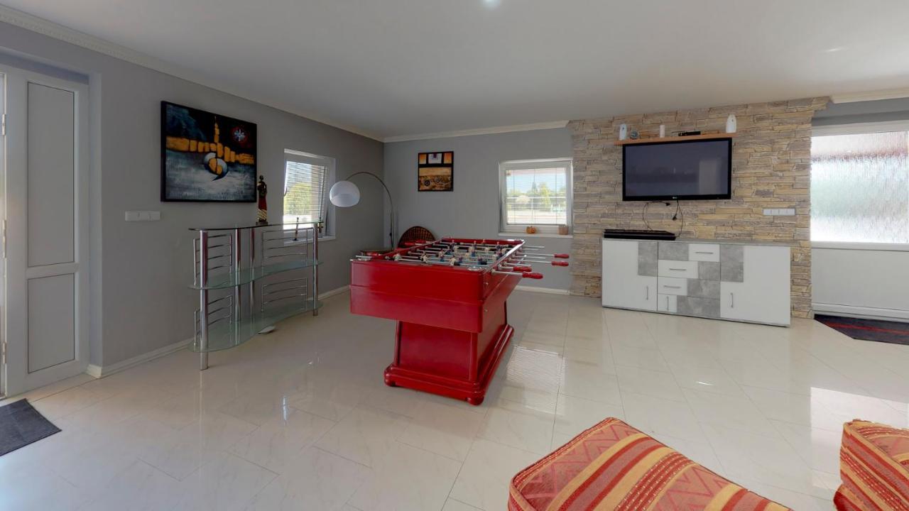 Vehlovice Apartments Melnik Luaran gambar