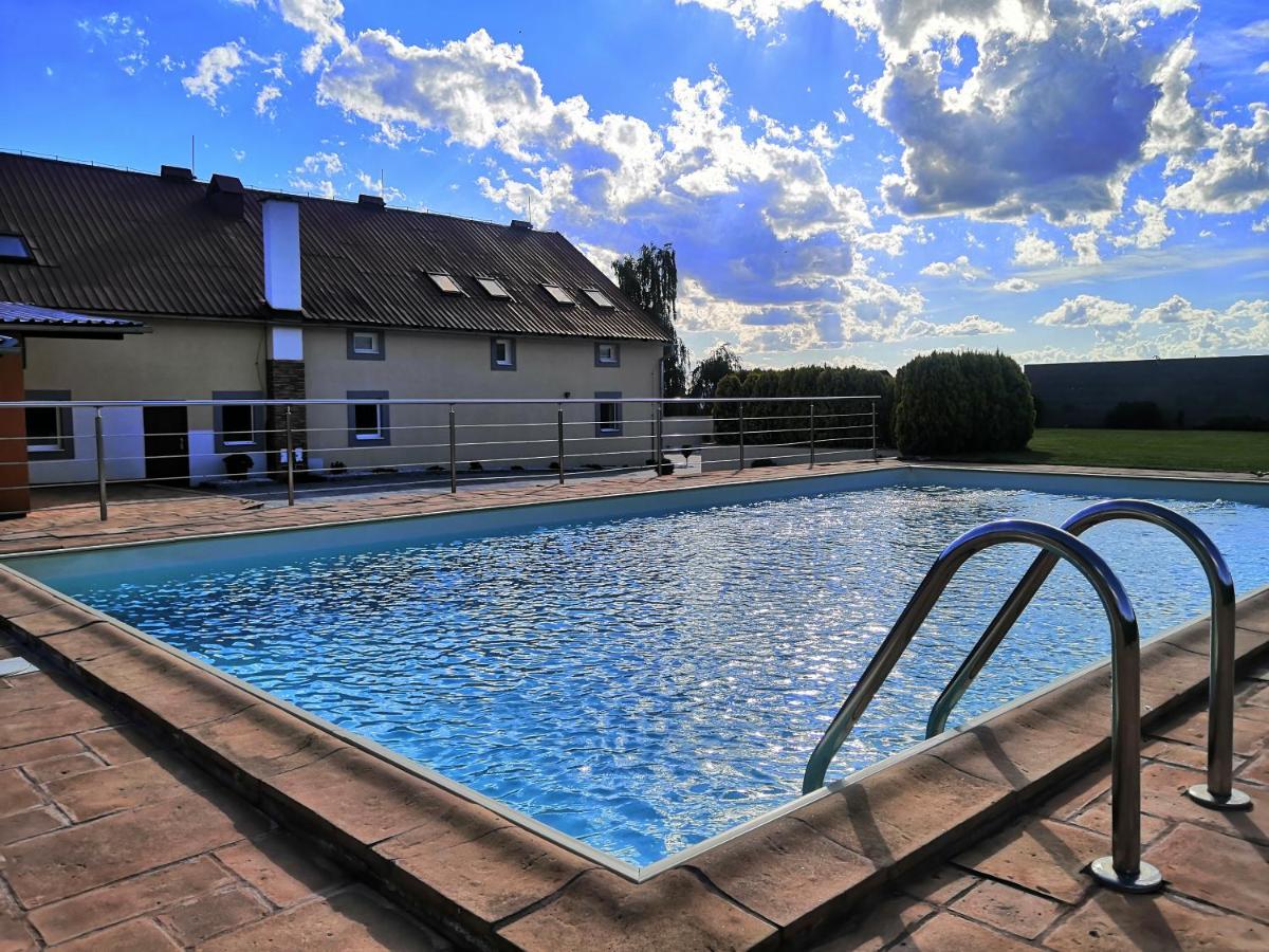 Vehlovice Apartments Melnik Luaran gambar