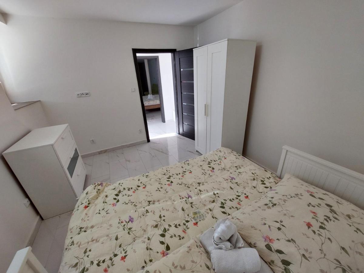 Vehlovice Apartments Melnik Luaran gambar